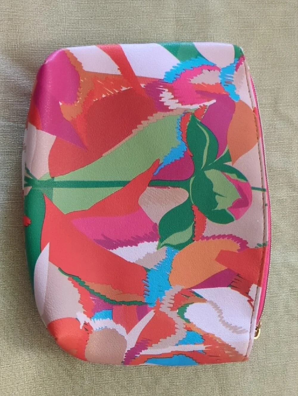 Ipsy Brand Small Makeup Pouch